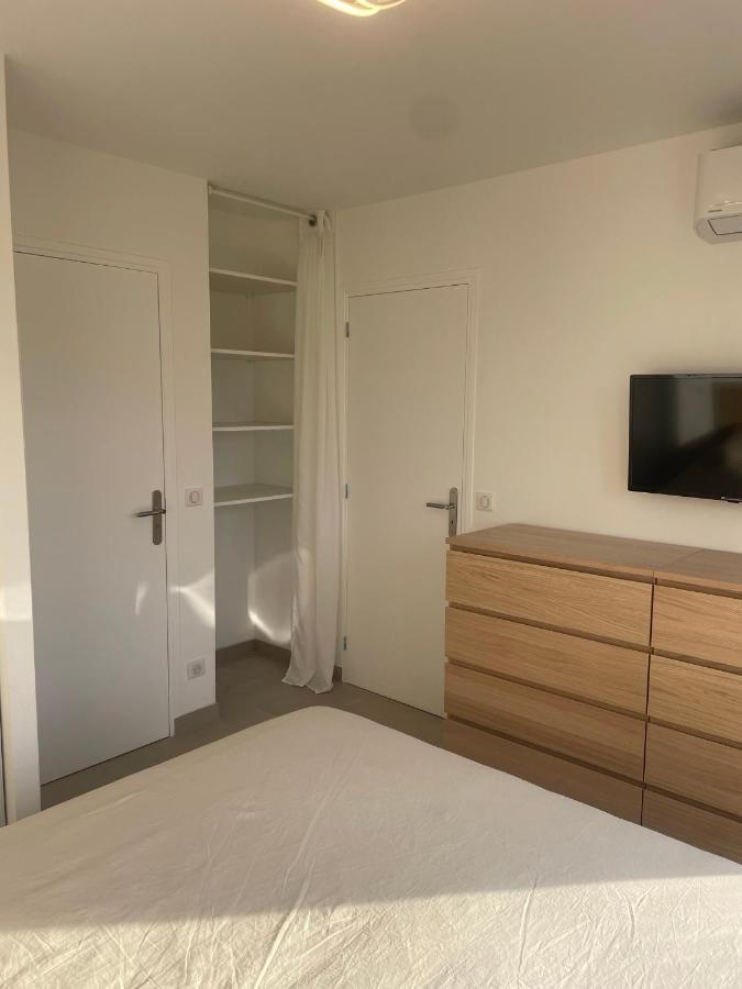 T2 Au Calme, Proche Des Plages, Climatise Et Parking Prive Cagnes-sur-Mer Extérieur photo